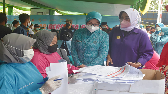 Bupati Erlina Sampaikan Terimakasih Pada Semua Pihak yang Ikut Dalam Percepatan Vaksinasi Mempawah