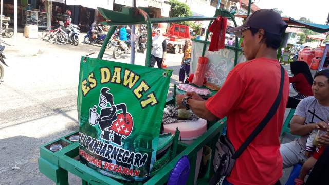 Harga Terjangkau, Es Dawet Asli Banjarnegara Solusi Hilangkan Rasa Haus
