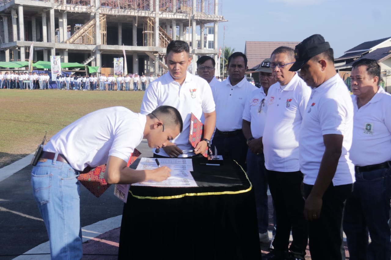 Polda Kalbar Laksanakan Penandatanganan Pakta Integritas Calon Anggota Polri TA 2019