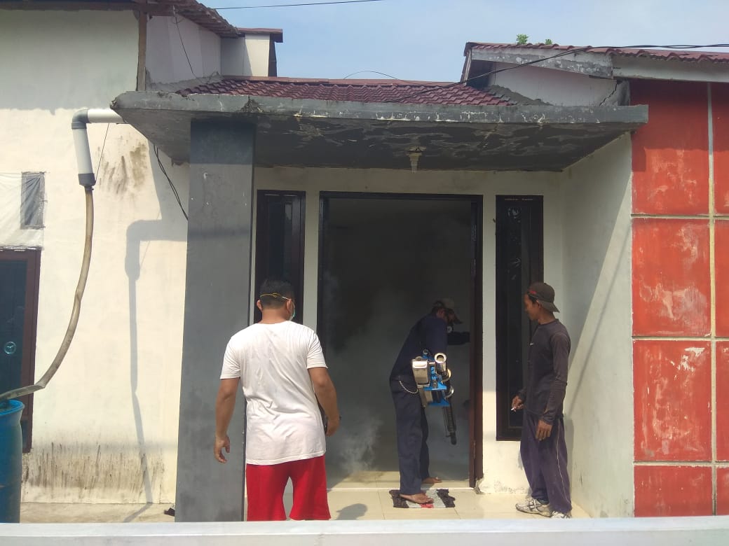 Satu Anak-anak dan Dewasa Terserang DBD, Puskesmas Sungai Durian Fogging Komplek Adenia