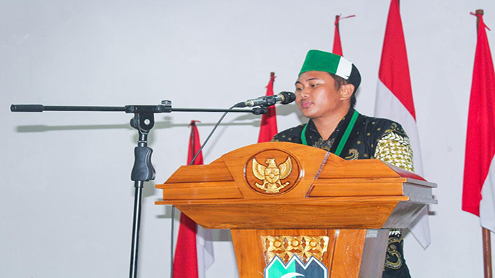 formatur-ketua-umum-himpunan-mahasiswa-islam-hmi-cabang-mempawah-saifudin.jpg