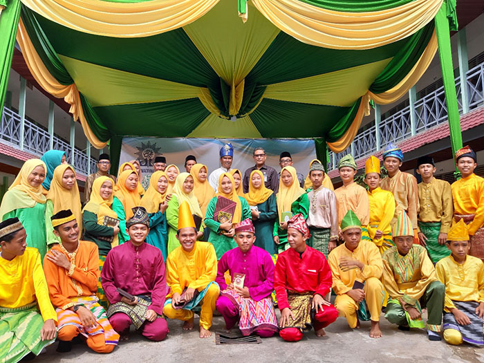 Siswa SMA Muhammadiyah 1 Ngaji Berjamaah, Terapkan Program One Week One Juzz