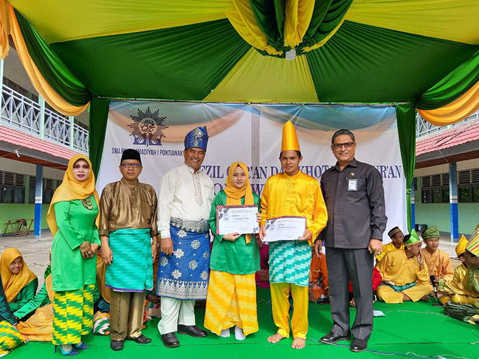 Hifzil Qur'an dan Khotamul Qur'an One Week One Juzz Program Pembinaan Tuntas Tulis Baca Al-Qur'an