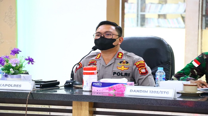 Masih Aman dari Varian Omicron, Kapolres Sintang Minta Masyarakat Tetap Waspada dan Taat Prokes