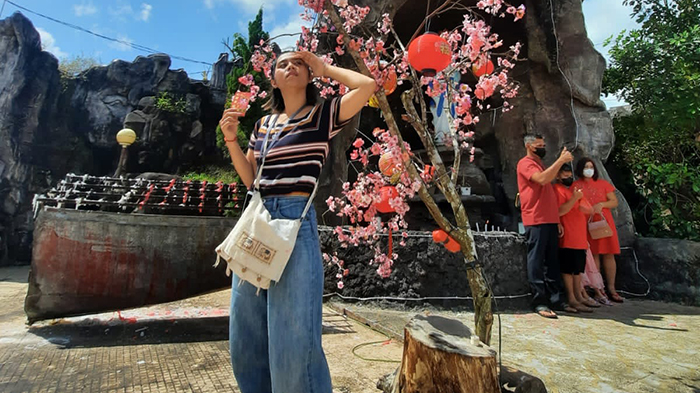 Usai Misa Imlek, Umat Tionghoa di Sambas Harap Tahun Macan Air Penuh Kebahagian dan Kedamaian