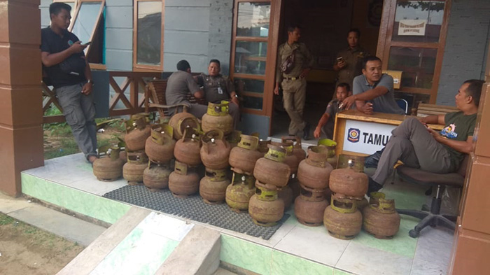 gas-bersubsidi-yang-disita-dari-pengecer-tidak-berizin.jpg
