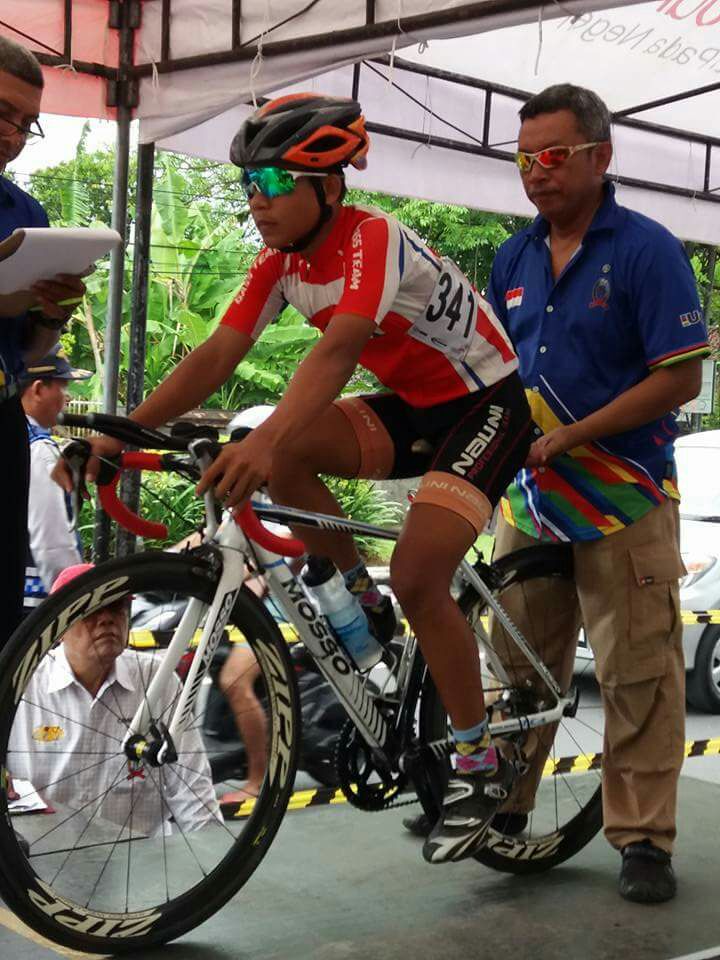 Pembalap Pontianak Berhasil Raih Juara 3 di Kejurnas Lomba Customs Cycling Bali