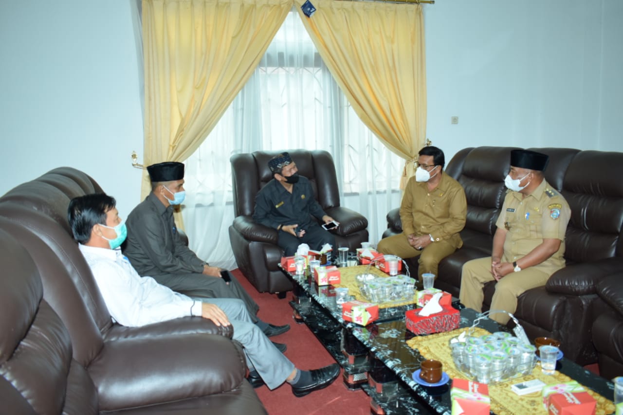 DPRD Kabupaten Sambas Lakukan Kunjungan Kerja ke DPRD Mempawah