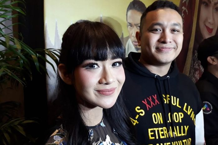 Dirundung Duka, Gilang Dirga dan Adiezty Fierza sedang Berjuang Dalam Keterpurukan