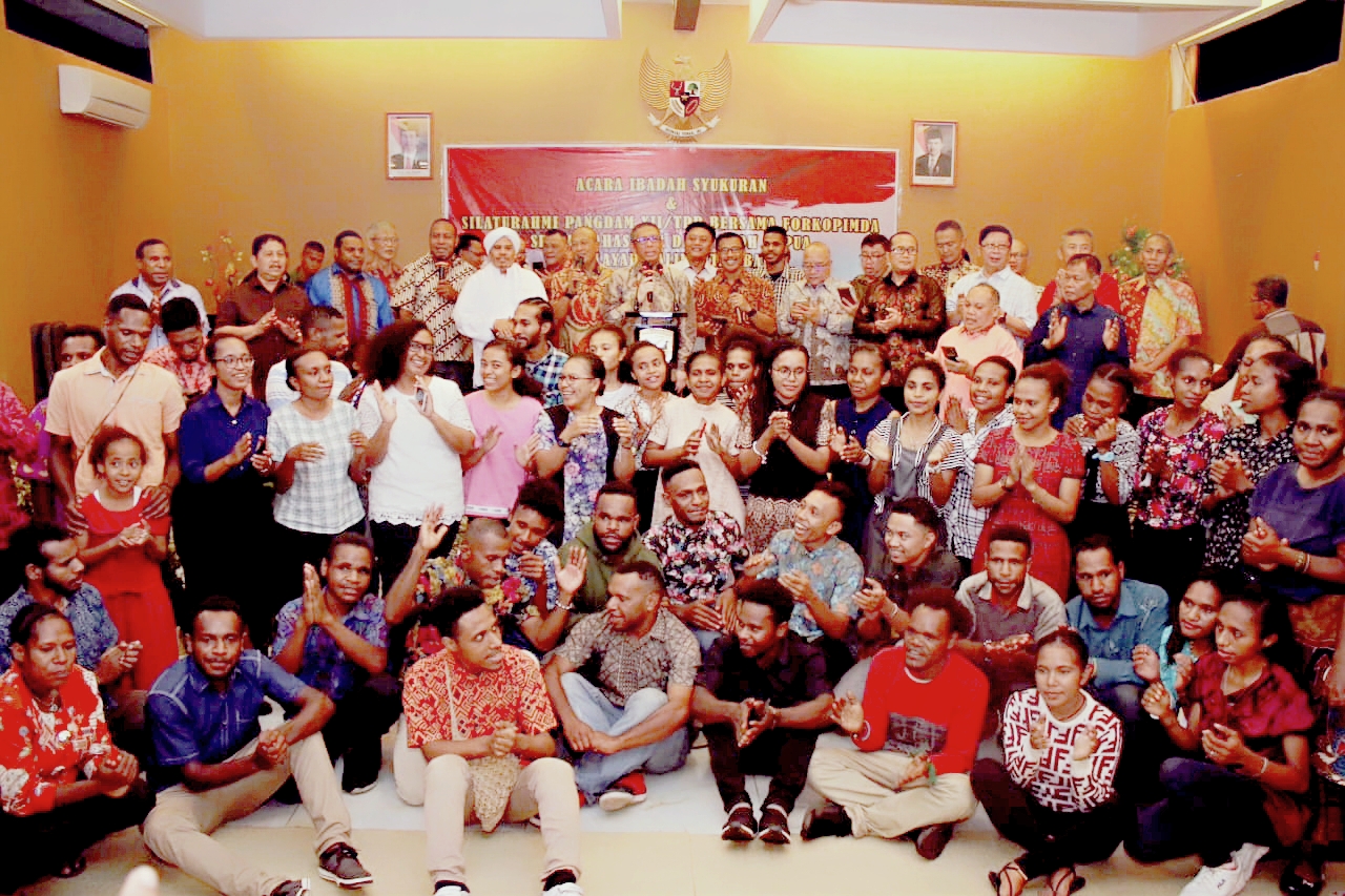 Gubernur Kalbar dan Pangdam XII/Tpr Gelar Silahturahmi dengan Berbagai Unsur hingga Masyarakat Papua