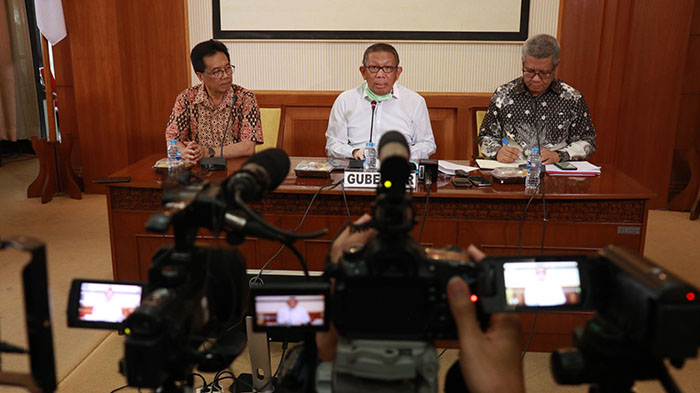 gubernur-kalimantan-barat-sutarmidji-konferensi-pers-corona-5.jpg