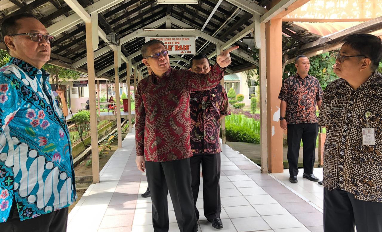 gubernur-kalimantan-barat-sutarmidji-rumah-sakit-umum-daerah-rsud-soedarso.jpg
