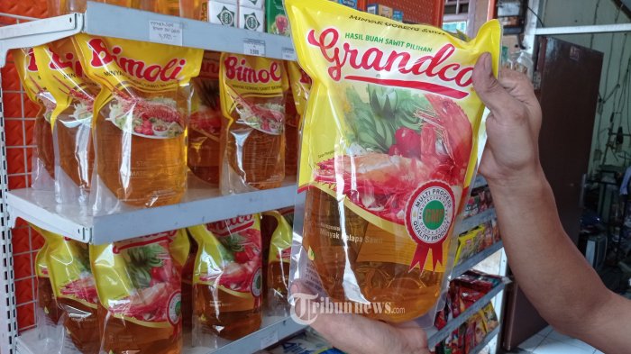 harga-minyak-goreng-kembali-berubah-mulai-1-februari-2022.jpg