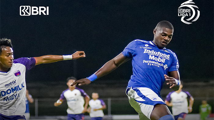 hasil-persib-bandung-vs-persita-tangerang-cek-live-update-klasemen-liga-1-2022-terbaru-malam-ini.jpg