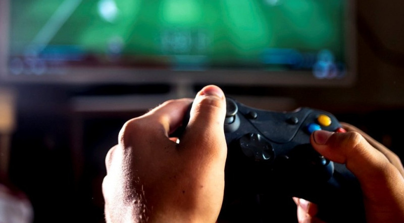 Hasil Riset! Main Game Online 2 Jam Bisa Bakar Kalori Setara Sit Up 1000 Kali