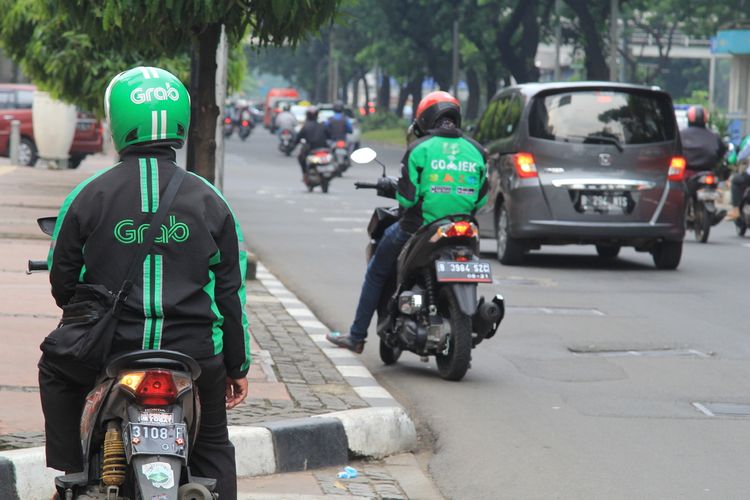 heboh-kolaborasi-gojek-dan-grab-kembali-menyeruak-ini-fakta-sebenarnya.jpg
