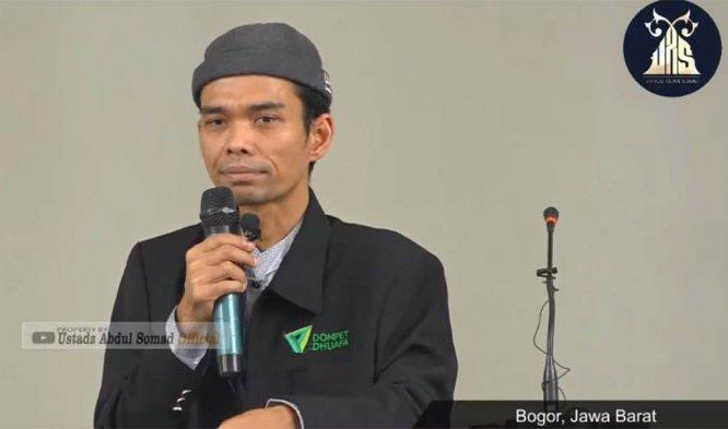 Hukum Driver Ojek Online (Ojol) Menerima Order Makanan Haram Menurut Ustadz Abdul Somad