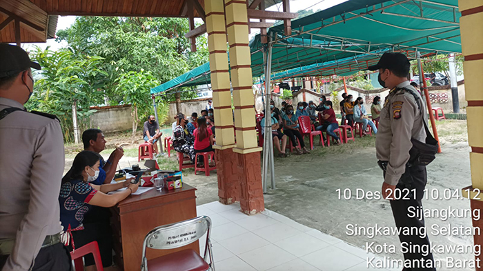 Pelayan Publik, Lansia dan Remaja Jadi Sasaran Vaksin di Singkawang Selatan