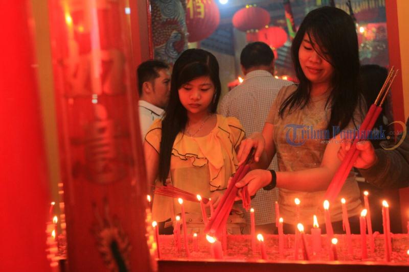 Ibadah Sambut Tahun Baru Imlek di Vihara Pattica Samuppada di Jalan WR Soepratman - ibadah-menyambut_20170128_001117.jpg