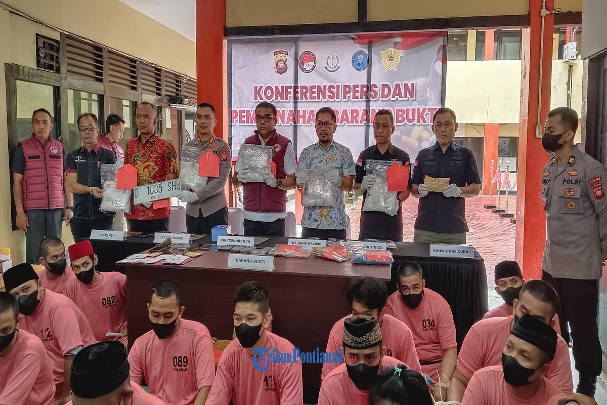 Polda Kalbar Amankan 30 Tersangka dari 24 Kasus Narkoba, 7,9 Kg Sabu dan 402 Ekstasi Disita