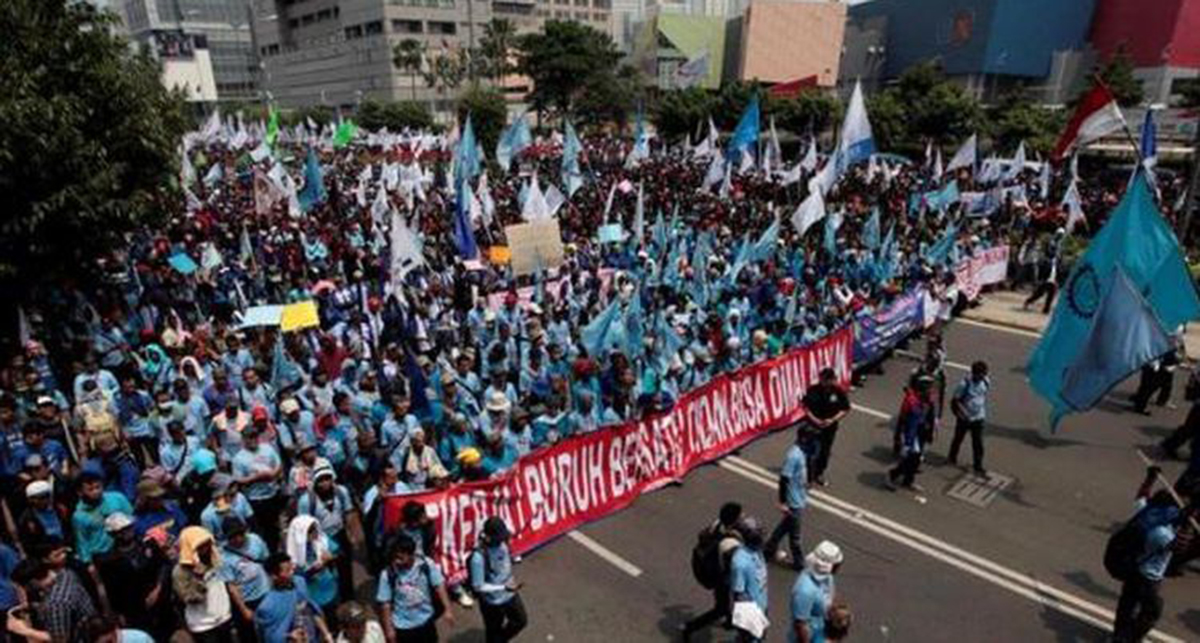 ilustrasi-demonstrasi-buruh-di-jakarta-info-pengalihan-arus.jpg