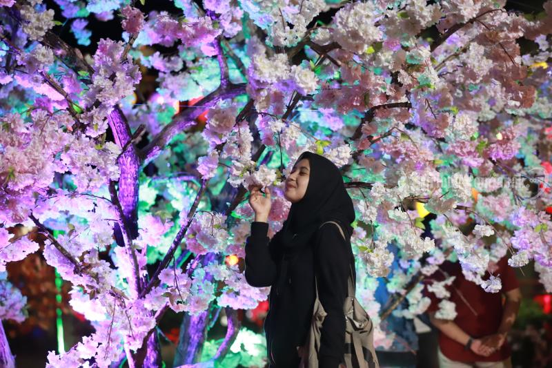 FOTO: Suasana Imlek 2571 dan Cap Go Meh 2020 di Taman Pecinan Jamthang Singkawang - imlek-dan-cap-go-meh-singkawang-pecinan.jpg