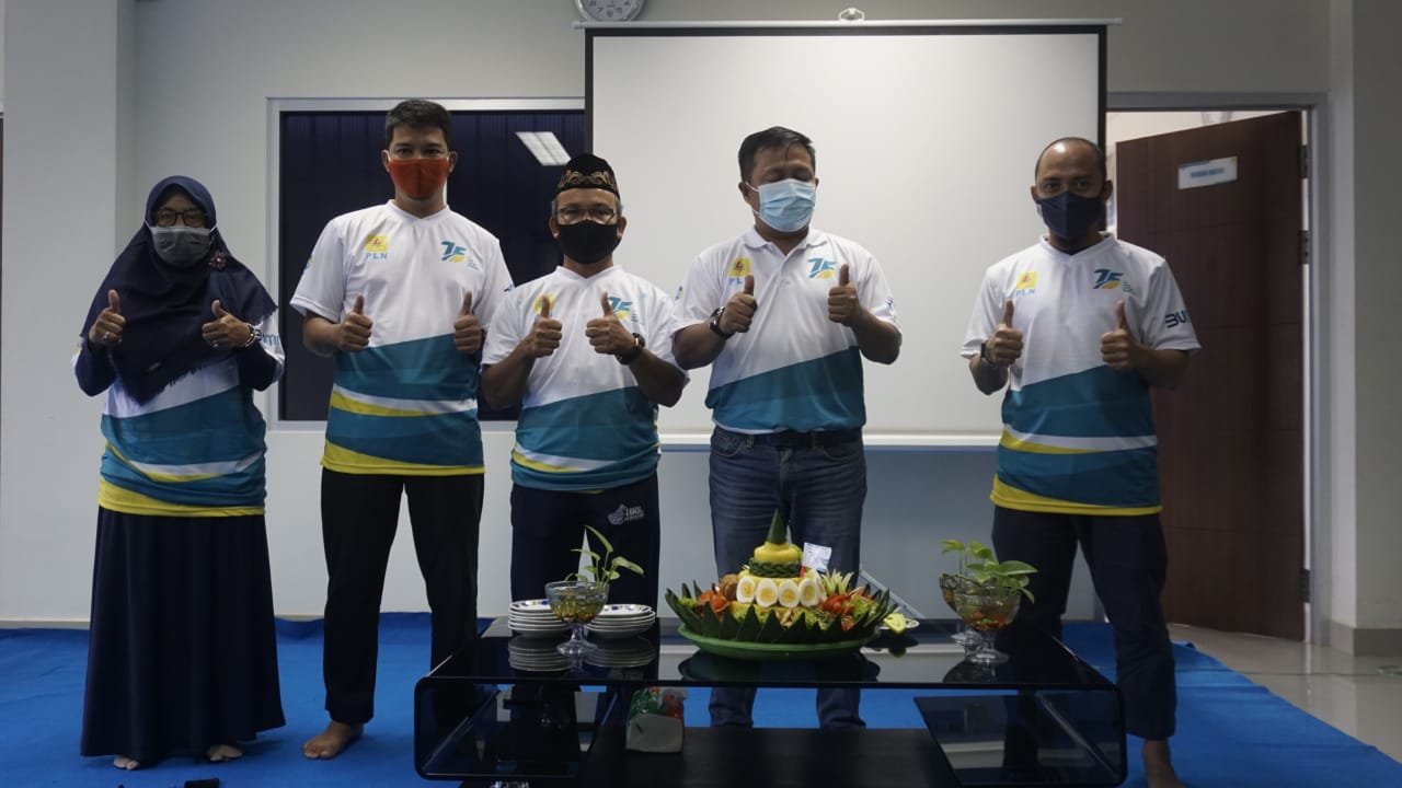 PLN UPDK Singkawang Gelar Sederhana Rayakan HLN ke-75