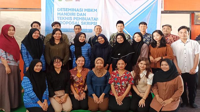 IKIP PGRI Pontianak Ajak Siswa Hasilkan Riset yang Terpublikasi