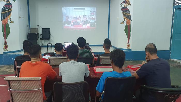 Tingkatkan Pendidikan, Rutan Mempawah Dukung Hak Warga Binaan Ikuti Perkuliahan