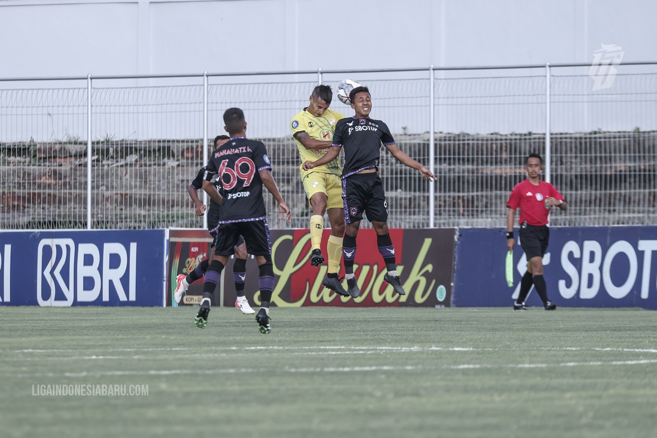 jadwal-liga-1-hari-ini-live-2021-2022-cek-link-streaming-bali-united-vs-persikabo-hari-ini.jpg