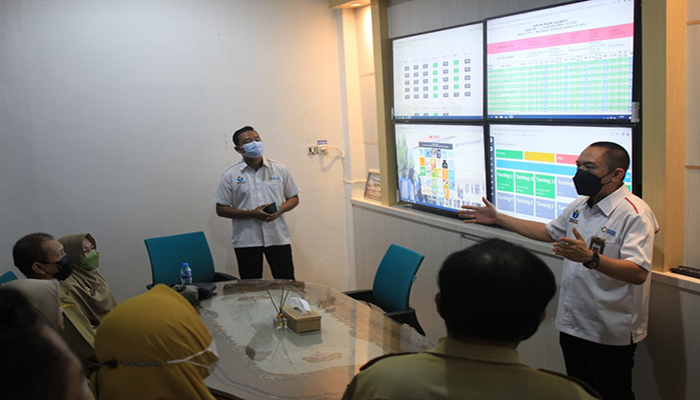 Studi Tiru Pembangunan ZI Menuju WBK/WBBM, Kepala Inspektorat Kunjungi SMK SMTI Pontianak - jajaran-perangkat-daerah-pemkot-pontianak-melakukan.jpg