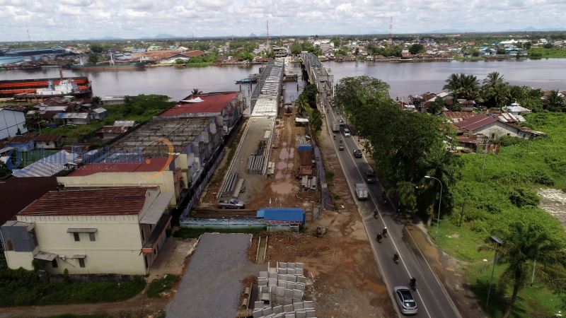 Pengerjaan Jalan penghubung Menuju Duplikasi Jembatan Landak - jalan-penghubung-menuju-duplikasi-jembatan-landak-4.jpg