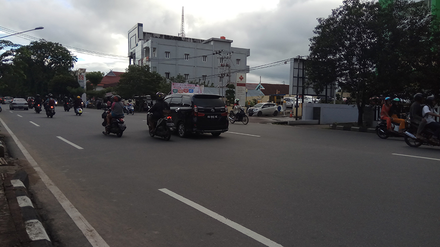 jalan-sultan-abdurrahman_20170706_173301.jpg
