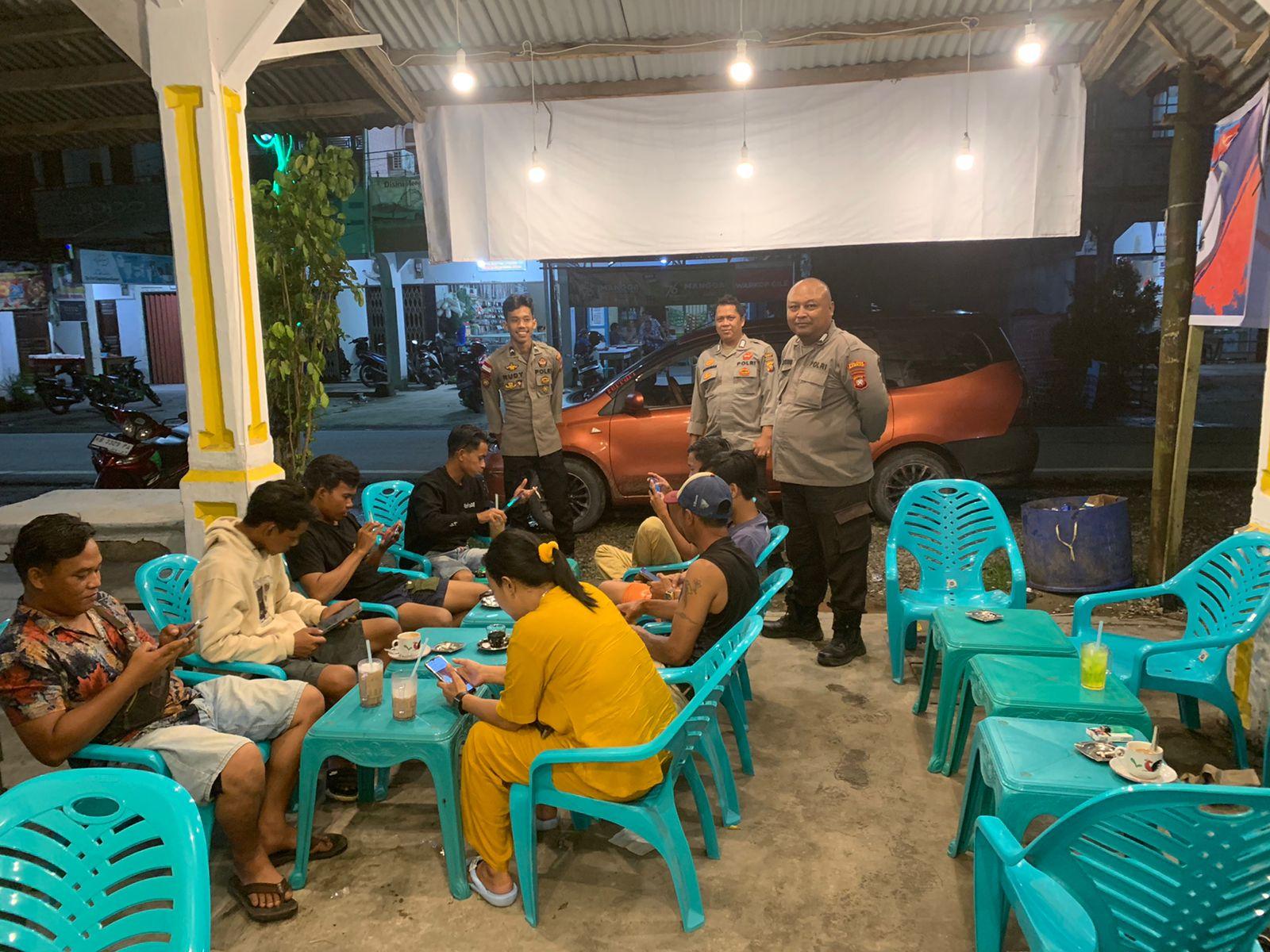 Patroli Cipta Kondisi Jaga Kondusifitas Kamtibmas Jelang Pilkada Bupati dan Wakil Bupati Sambas 2024