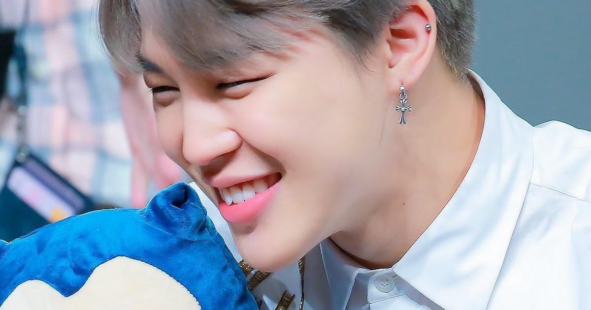 Bukan Personil BTS, Ternyata Ini Orang Pertama dengan Huruf T yang Jimin Simpan Kontaknya