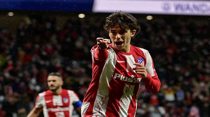 joao-felix-melakukan-selebrasi-tunjuk.jpg