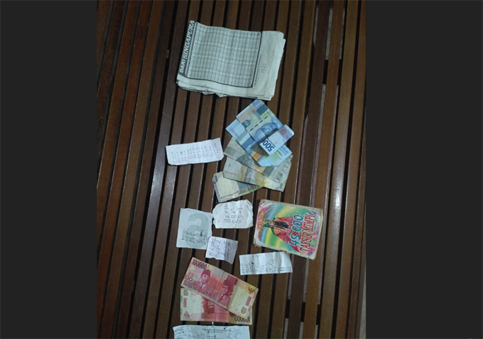 Tengah Main Togel, Dua Warga Sungai Beliung Ditangkap Polsek Pontianak Barat