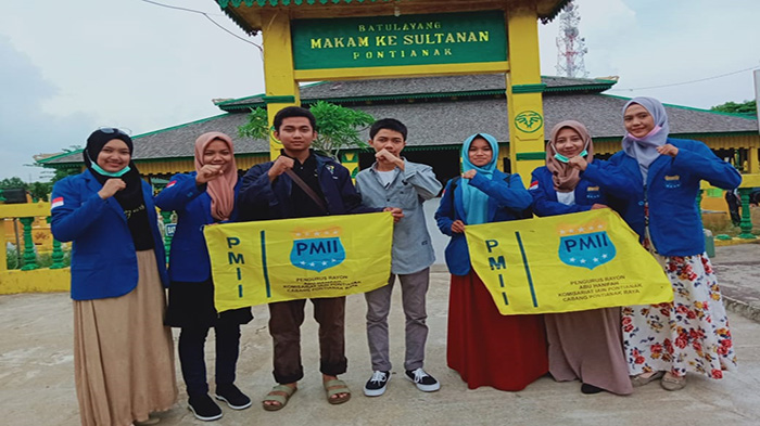 Kader PMII Pontianak Lakukan Kunjungan Religi