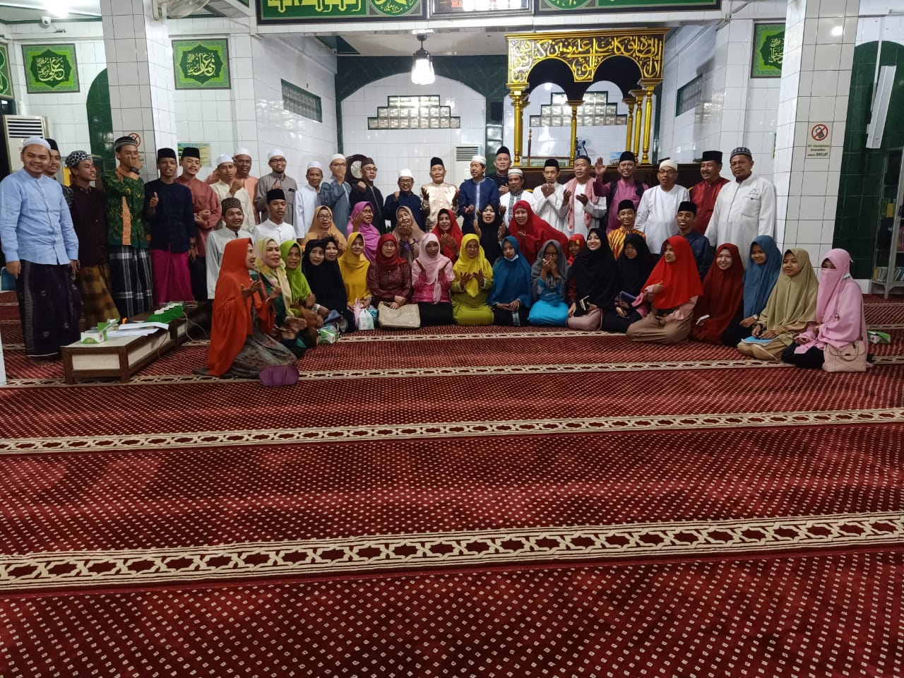 kafilah-tuan-rumah-kalbar-pada-stq-nasional-pontianak.jpg