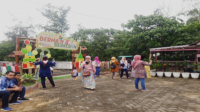 kampung-kencana-gelar-soft-opening-taman-wisata-bermain-dan-berkebun.jpg