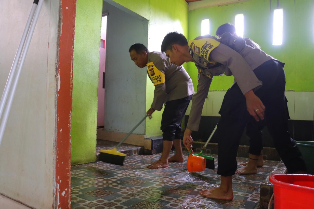 kapolres-baksos-dimasjid.jpg