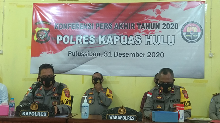 kapolres-kapuas-hulu-akbp-wedy-mahadi-kamis-31-desember-2020.jpg