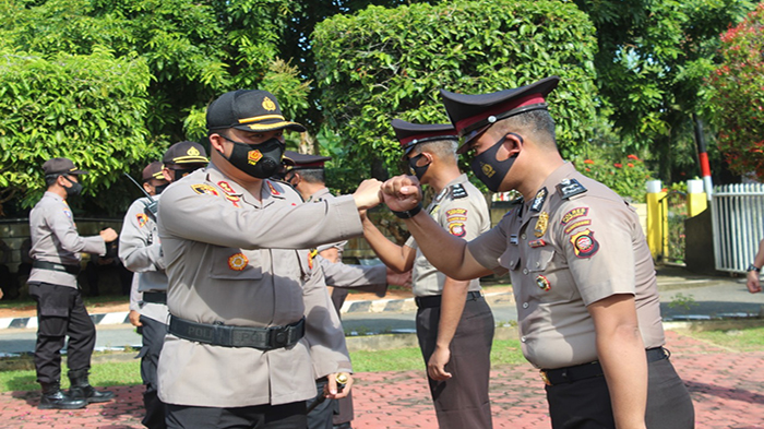 kapolres-mempawah-akbp-fauzan-sukmawansyah-memimpin-langsung-2021.jpg