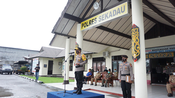 kapolres-sekadau-akbp-k-tri-panungko-ioo.jpg