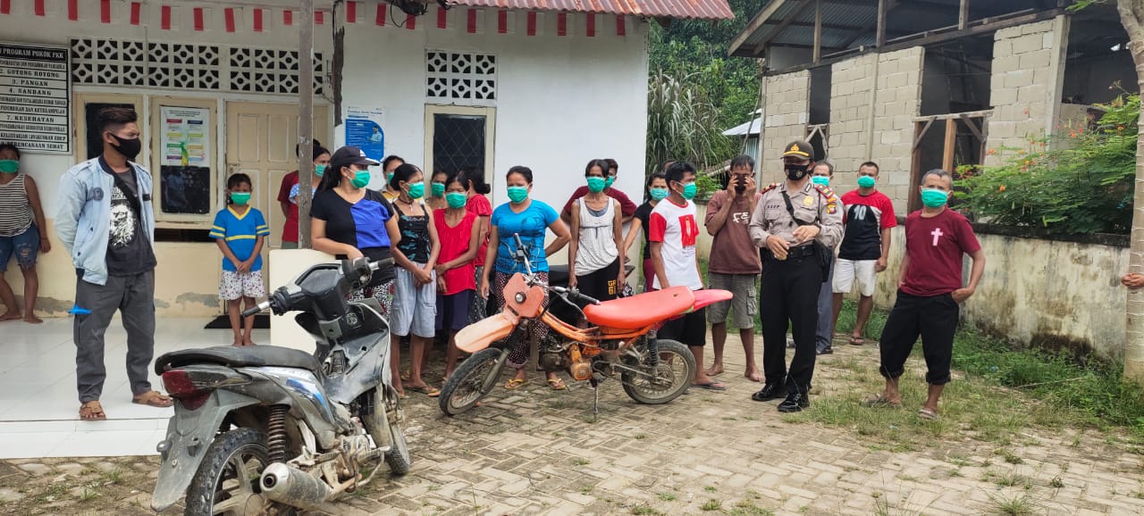 Kapolsek Mempawah Hulu Berikan Imbauan Kepada Warga Tetap Patuhi Prokes