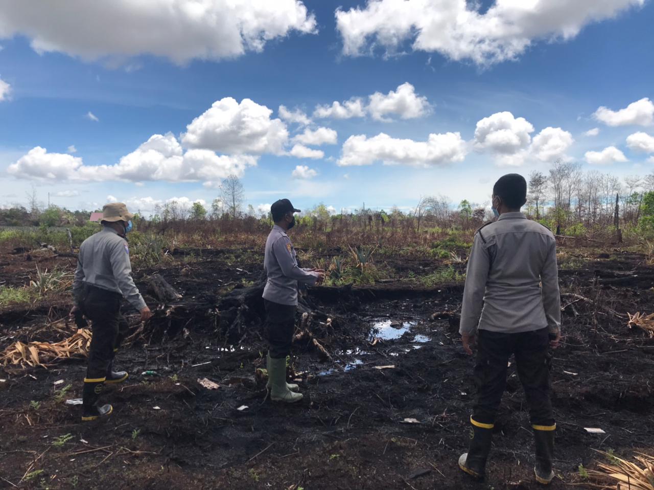 Tim satgas Ops Bina Karuna Kapuas 2022 Polres Kubu Raya Lakukan Himbauan dan Patroli Karhutla
