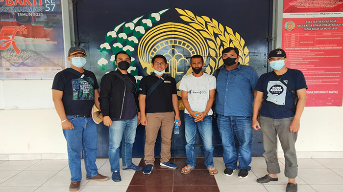 Tim Tabur Kejaksaan Tangkap DPO Tipikor Program Pembangunan Infrastruktur Desa di Kapuas Hulu