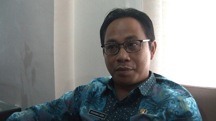 kepala-dinas-pertanian-tanaman-pangan-dan-holtikultura-kalbar-heronimus-hero-uyah.jpg