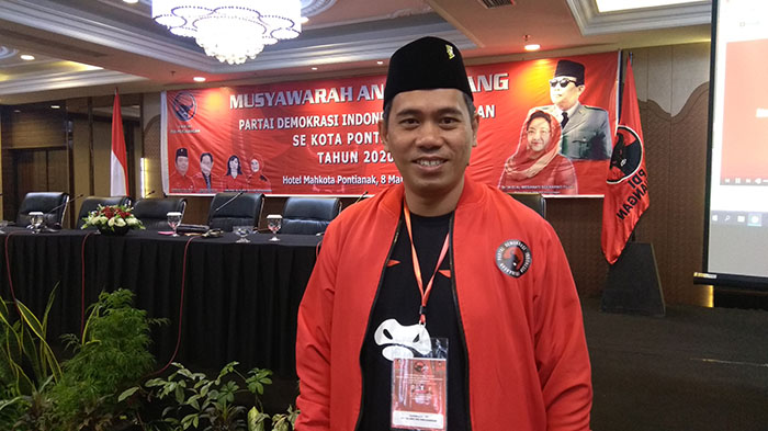 ketua-dpc-pdip-perjuangan-kota-pontianak-satarudin-wef.jpg