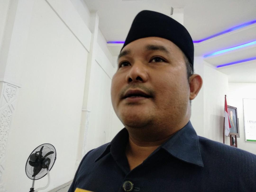 ketua-dprd-kayong-utara-m-sukardi_20180509_155549.jpg